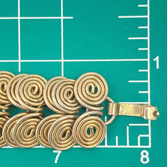 Brutalist Bracelet Bronze Geometric Entwined Wire Circles Fold Over Clasp - Picture 11 of 11